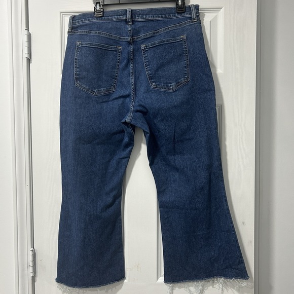 Abercrombie & Fitch Curve Love Women's 33/16 Flare Ultra High Rise Denim Jeans - Picture 6 of 10